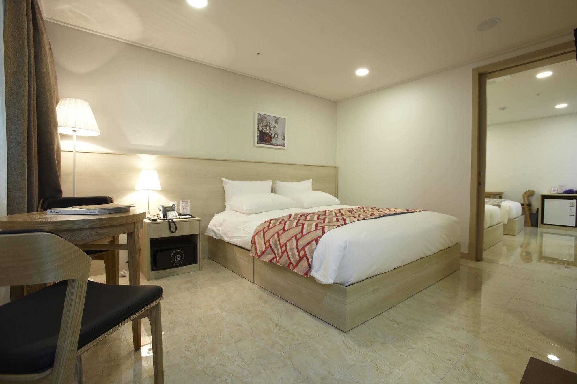 Hotel Sopra Incheon Cheongna מראה חיצוני תמונה
