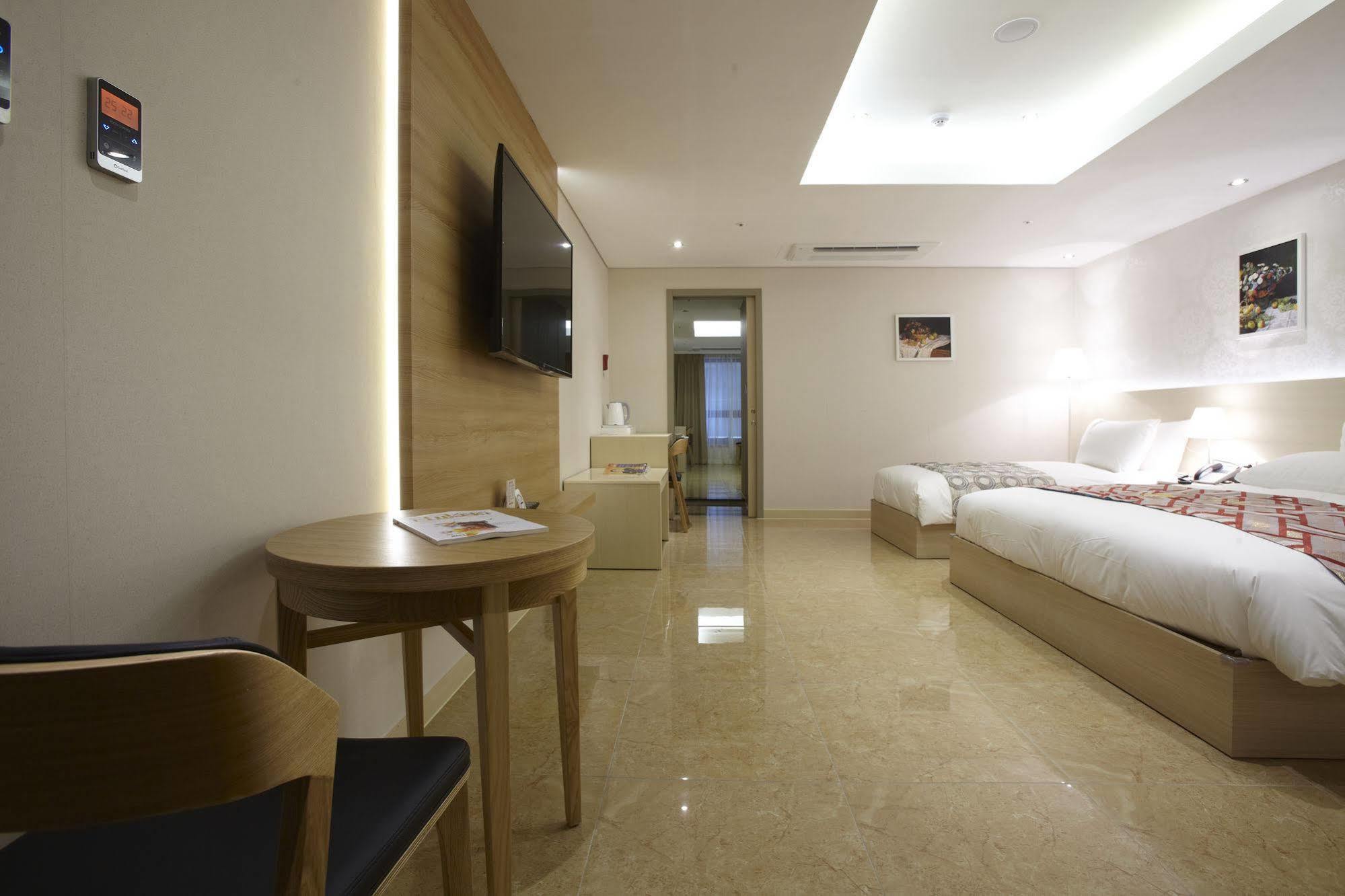 Hotel Sopra Incheon Cheongna מראה חיצוני תמונה